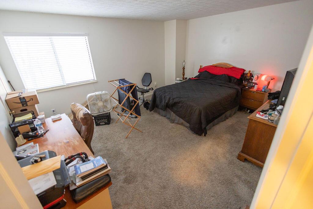 252 West Powell Road Powell, OH 43065 - Photo 11 of 18 Condo12.19.23-17