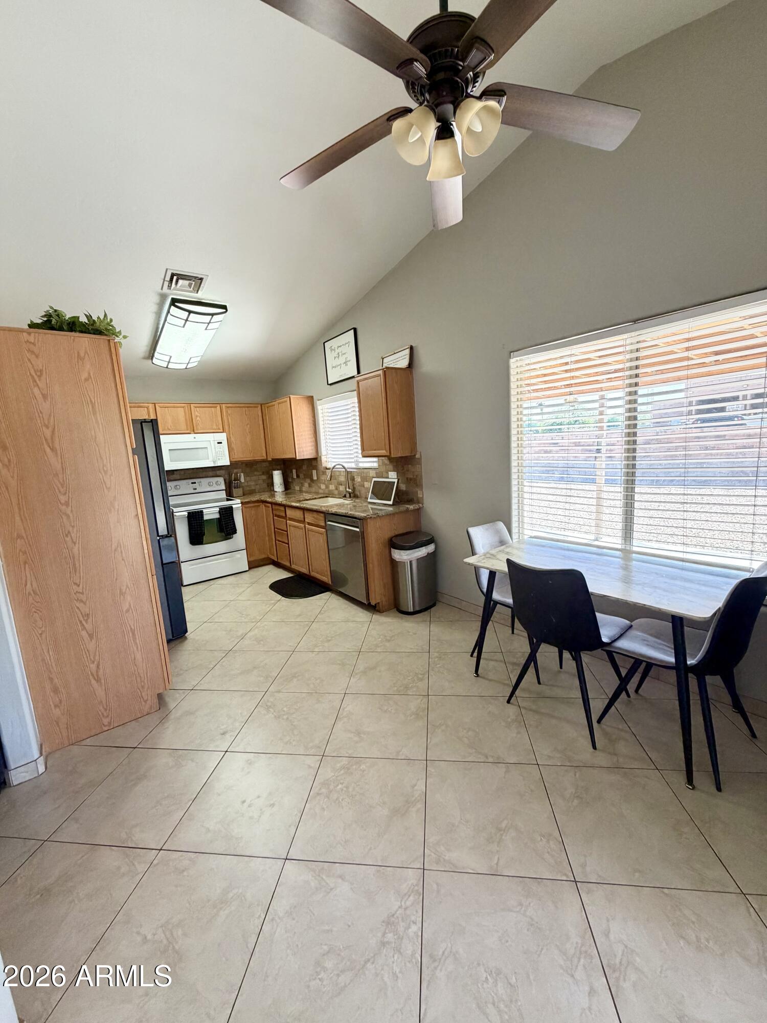 1632 South Stetson Road Apache Junction, AZ 85119 - Photo 13 of 32