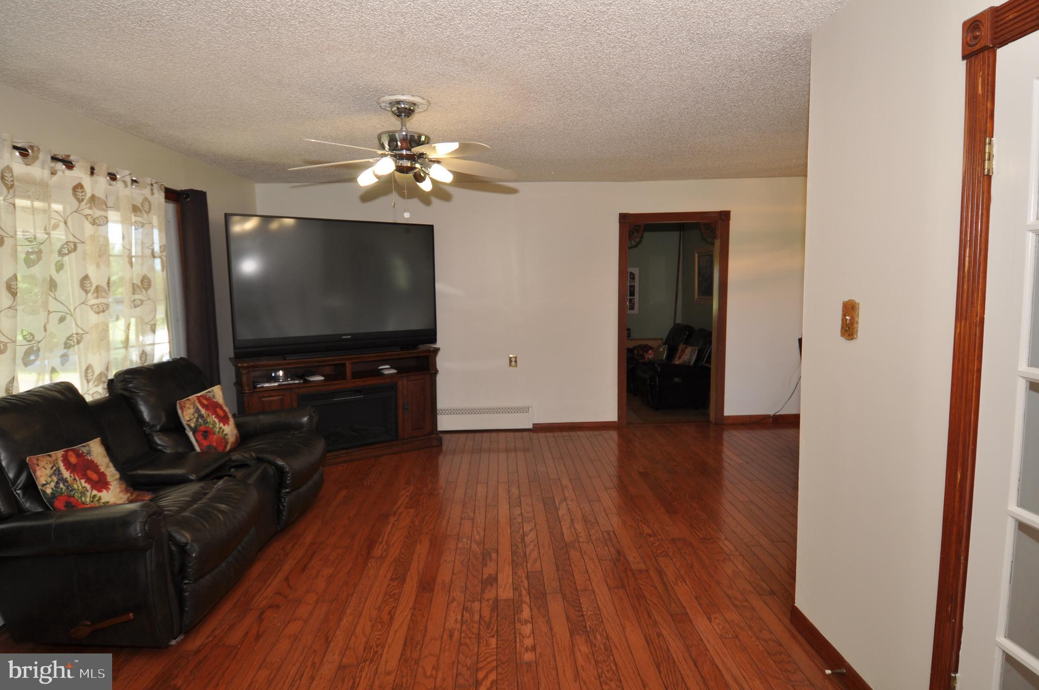 60 Stacy Haines Road Lumberton, NJ 08048 - Photo 4 of 29