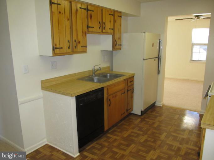 3246 Ryon Court Waldorf, MD 20601 - Photo 13 of 20 Kitchen