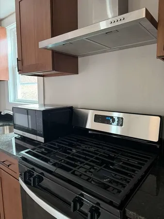 $2,400 | 9 Granville Street, Unit 1, Haverhill, MA 01832