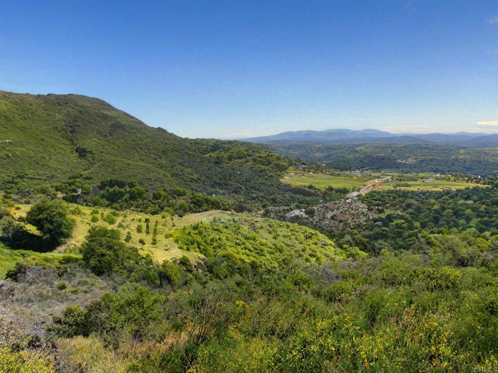 1 El Trio Road Temecula, CA 92590 - Photo 6 of 22 a view of an ocean