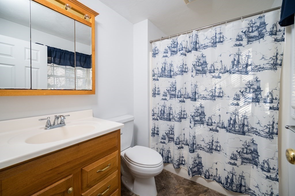 30 Colonial Road Weymouth, MA 02191 - Photo 11 of 35