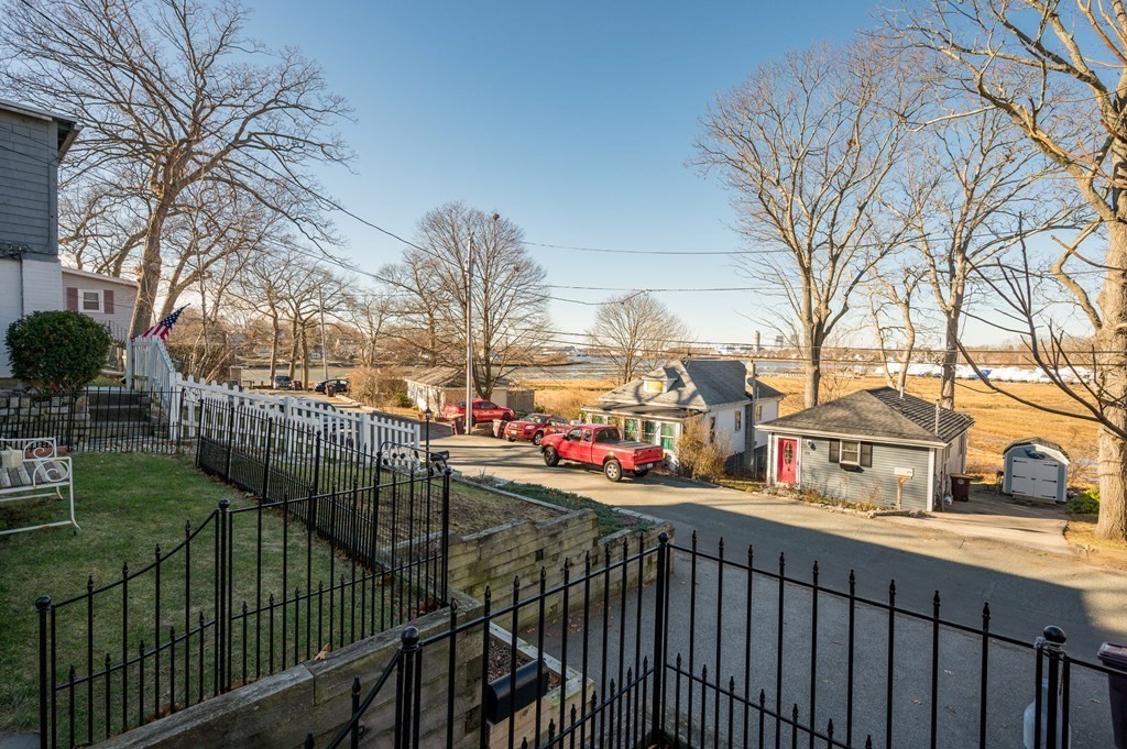 30 Colonial Road Weymouth, MA 02191 - Photo 3 of 35