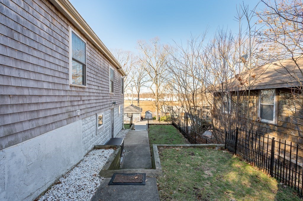 30 Colonial Road Weymouth, MA 02191 - Photo 32 of 35