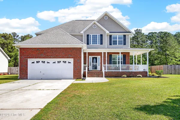 $385,000 | 917 Stagecoach Drive, Jacksonville, NC 28546