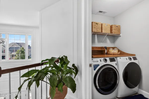 $385,000 | 917 Stagecoach Drive, Jacksonville, NC 28546