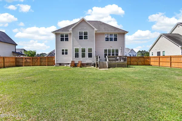 $385,000 | 917 Stagecoach Drive, Jacksonville, NC 28546
