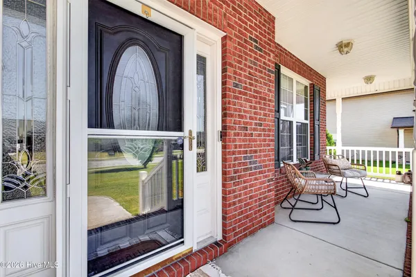 $385,000 | 917 Stagecoach Drive, Jacksonville, NC 28546