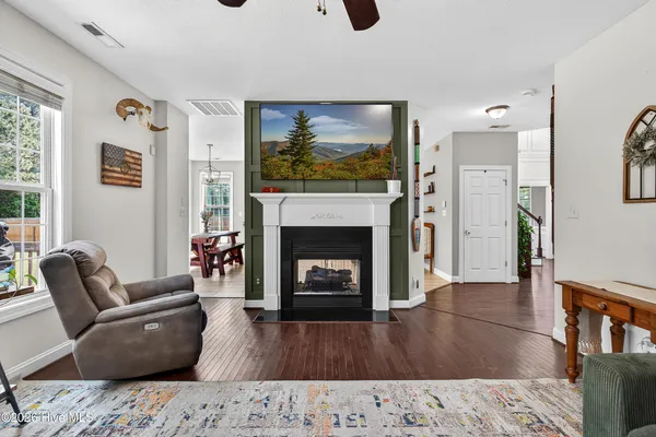 $385,000 | 917 Stagecoach Drive, Jacksonville, NC 28546