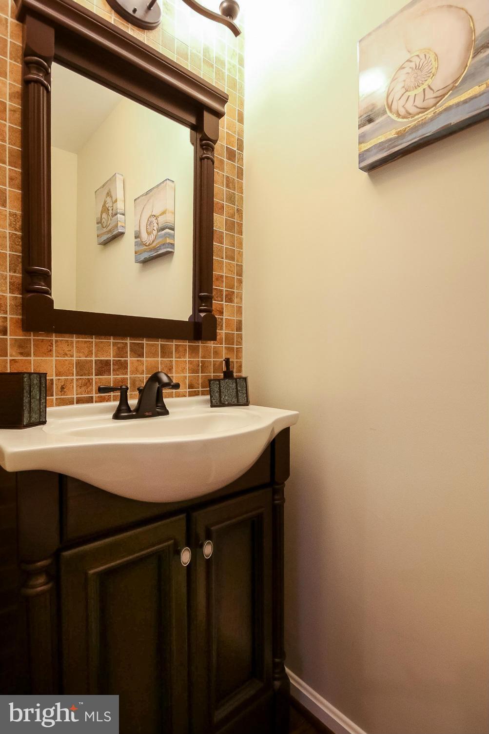 6543 Ronald Road Capitol Heights, MD 20743 - Photo 15 of 30 Bath