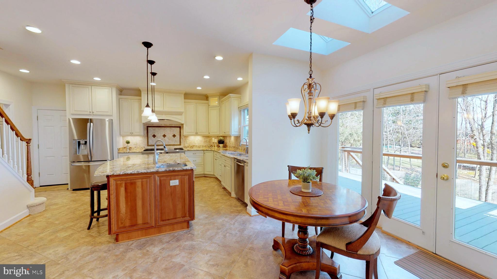 11205 Bright Pond Lane Reston, VA 20194 - Photo 16 of 102 Lovely Breakfast Room