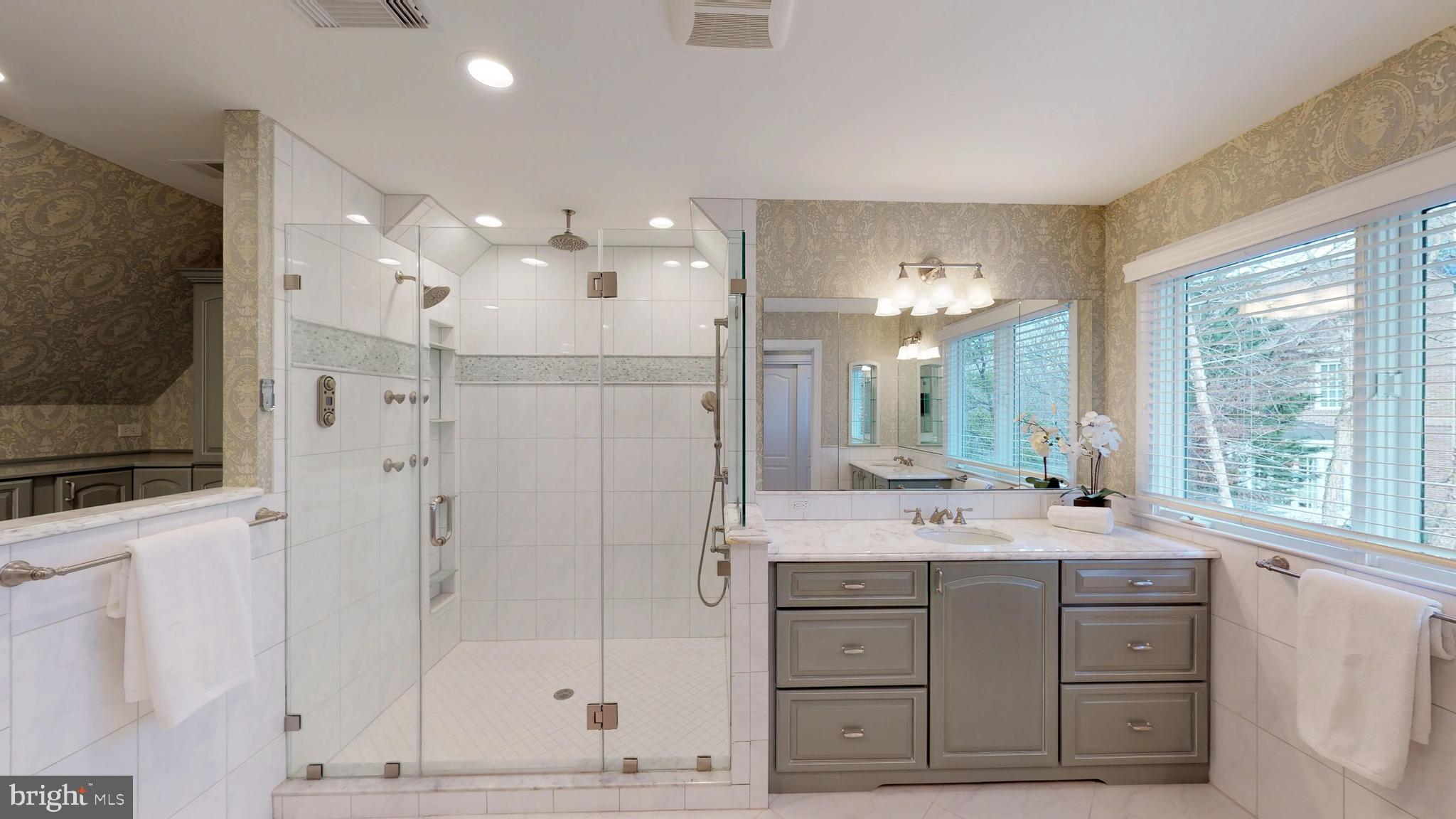 11205 Bright Pond Lane Reston, VA 20194 - Photo 34 of 102 Amazing Three Headed Shower!