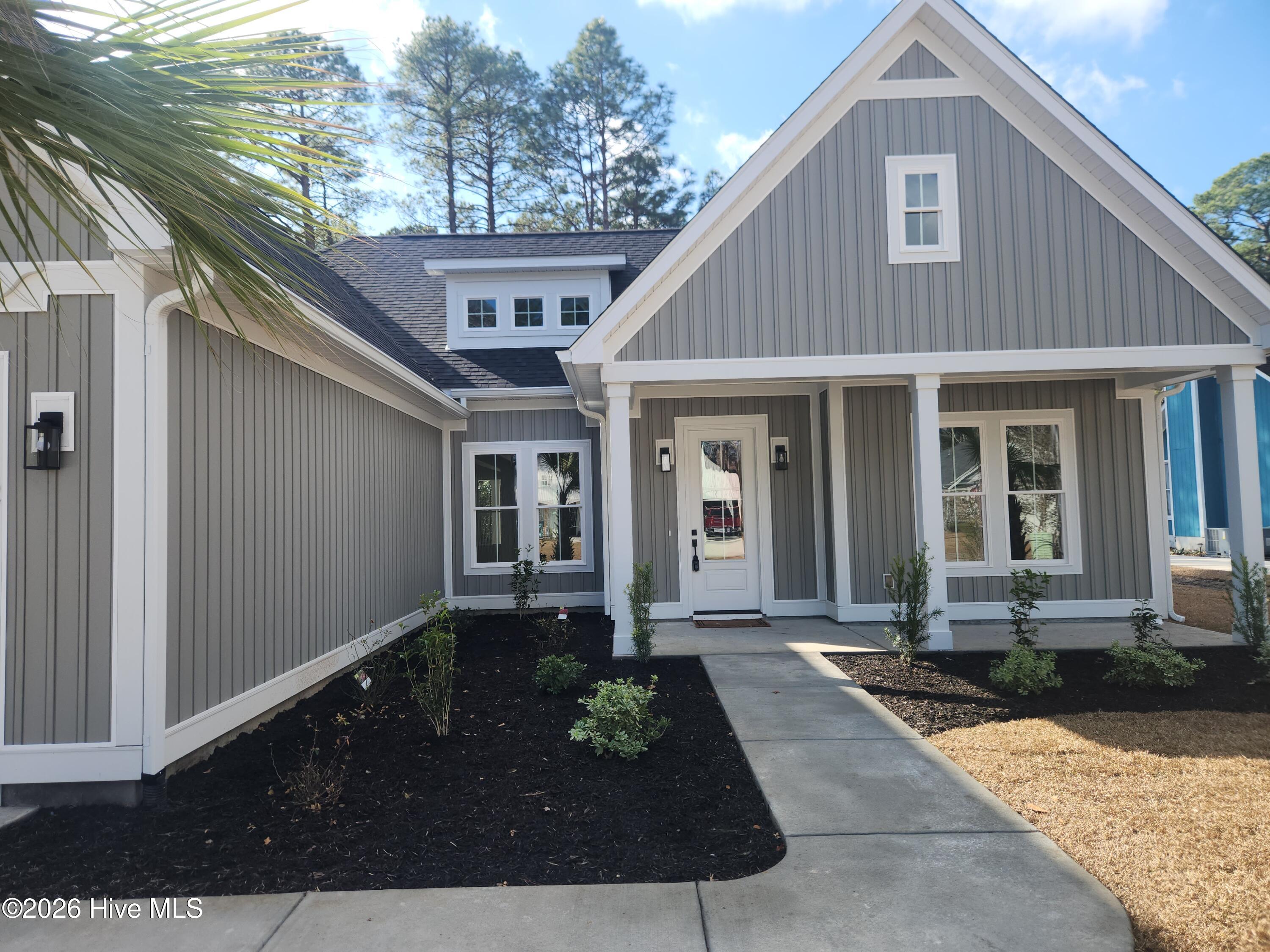 671 Boundary Loop Road Northwest Calabash, NC 28467 - Photo 4 of 47 20260106_122219