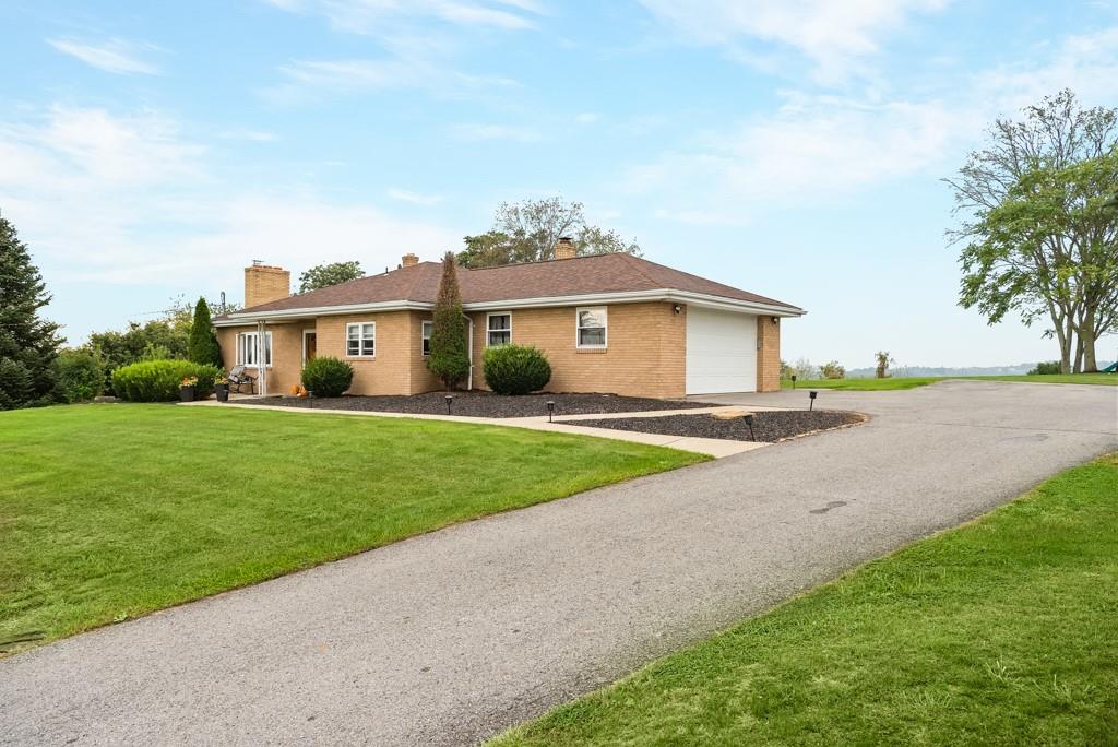 765 Ridge Avenue Canonsburg, PA 15317 - Photo 2 of 24 Gallery Image 2