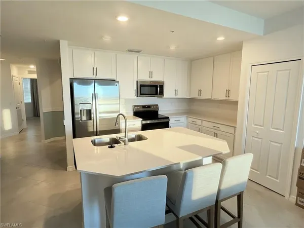 $4,500 | 15375 Grn Acrs Avenue, Unit 2221, Punta Gorda, FL 33982