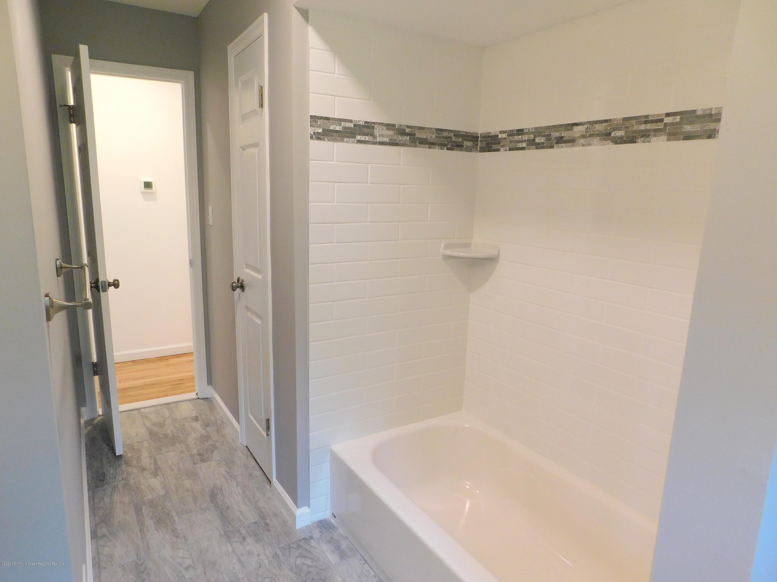 820 Tennent Road Manalapan, NJ 07726 - Photo 20 of 35 DSCN0181