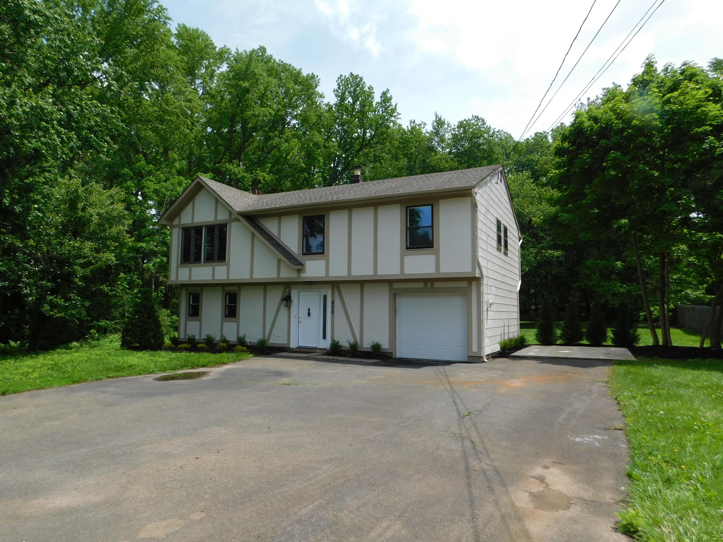 820 Tennent Road Manalapan, NJ 07726 - Photo 2 of 35 DSCN0229