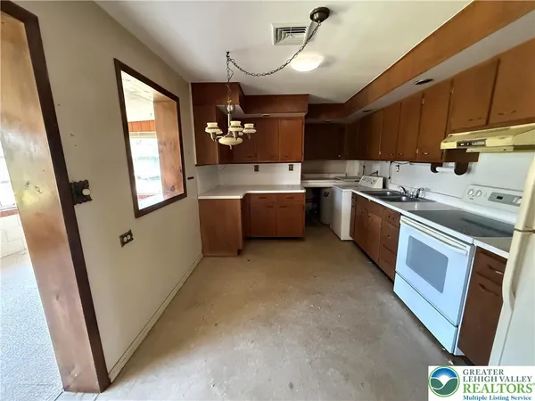 $249,900 | 3124 Roxford Road, Allentown, PA 18103