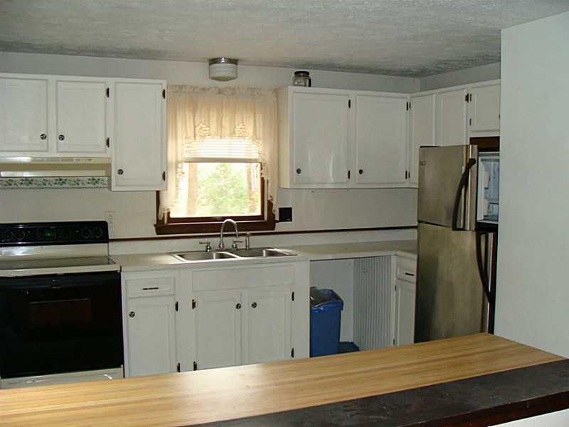 171 Hebron Road Paris, ME 04281 - Photo 10 of 21 Kitchen.