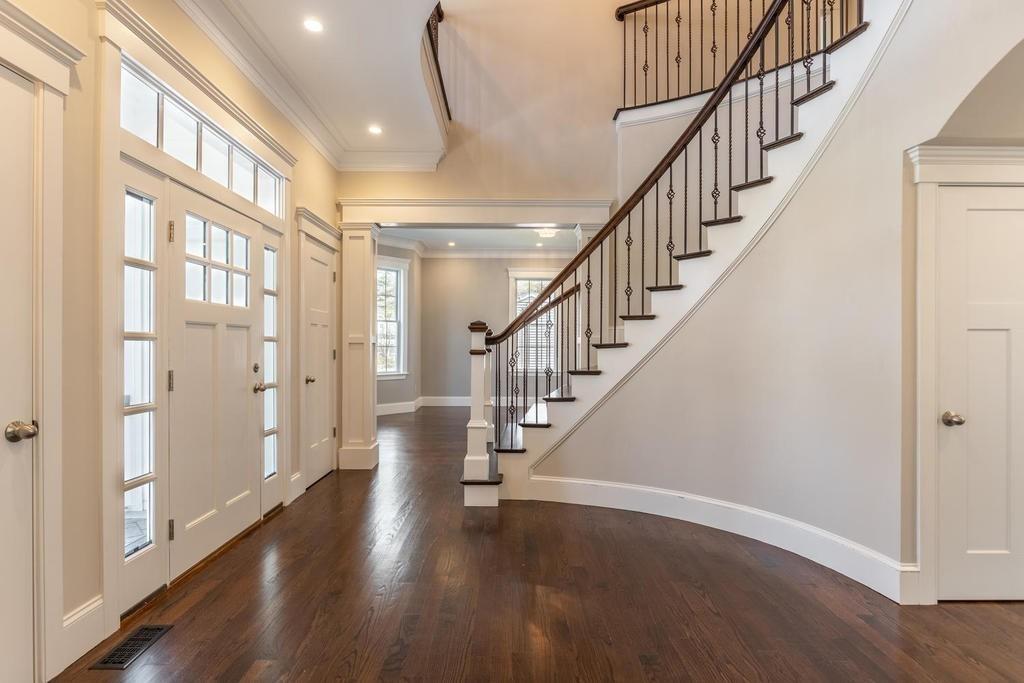 5 Dean Road Winchester, MA 01890 - Photo 5 of 42 Gallery Image 5