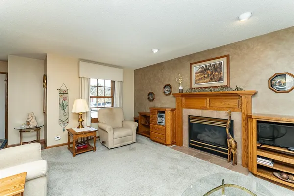 $419,900 | 744 Jefferson Avenue Southwest, Eyota, MN 55934