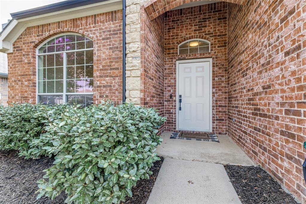 11612 Emory Trail Fort Worth, TX 76244 - Photo 3 of 25