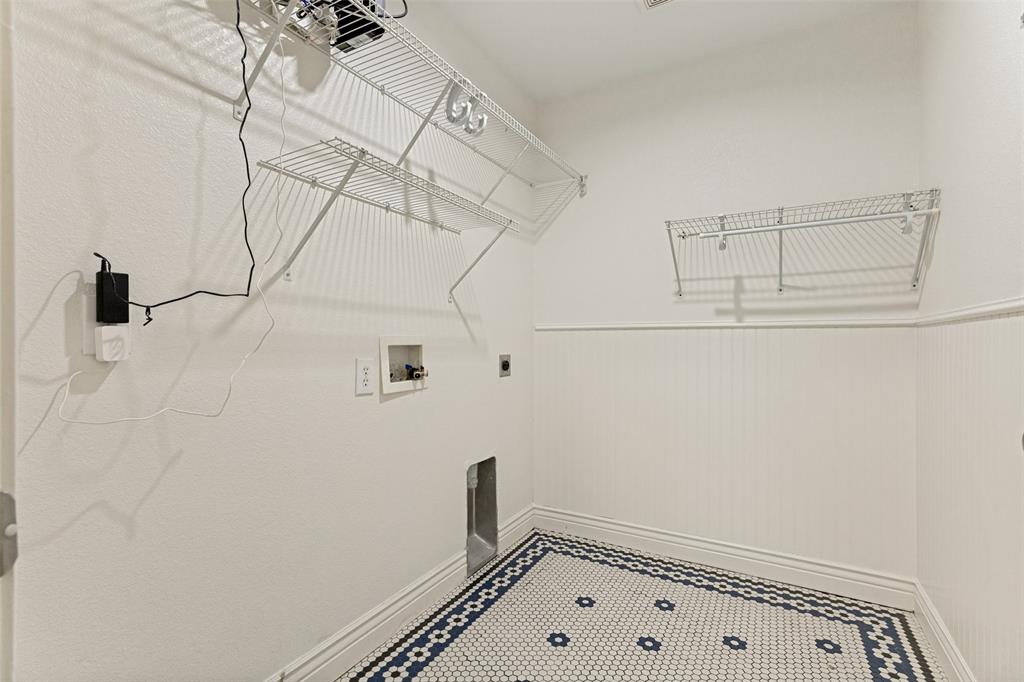 11612 Emory Trail Fort Worth, TX 76244 - Photo 6 of 25