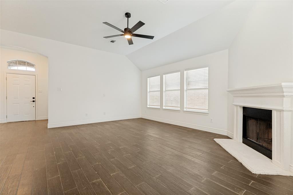 11612 Emory Trail Fort Worth, TX 76244 - Photo 9 of 25