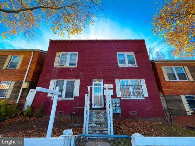 $849,900 | 70 N Street Southwest, Washington, DC 20024