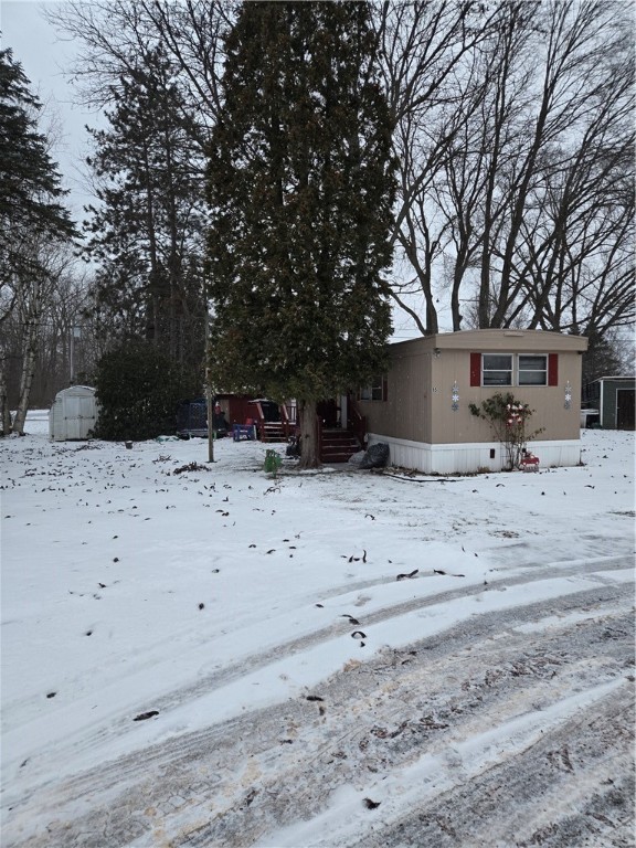 3902 Lockport Olcott Road Lockport, NY 14094 - Photo 2 of 7