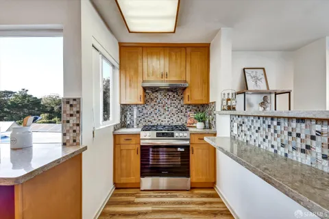 $1,995,000 | 1215 34th Avenue, San Francisco, CA 94122