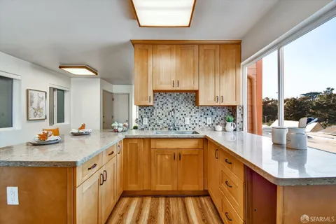 $1,995,000 | 1215 34th Avenue, San Francisco, CA 94122