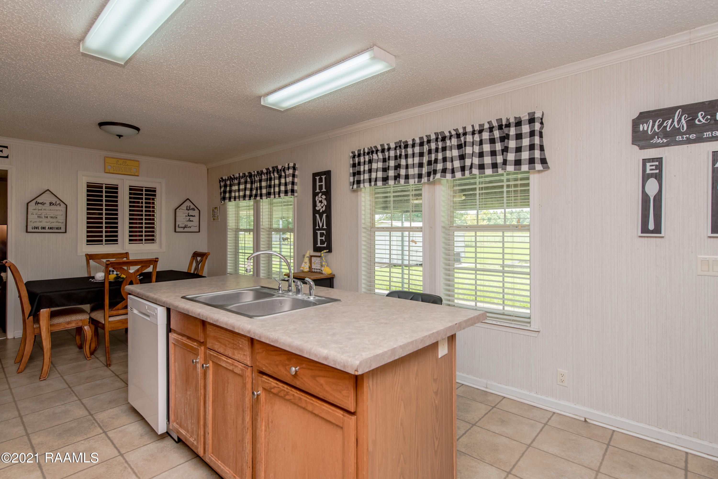 254 Lenora Road Church Point, LA 70525 - Photo 9 of 34 Kitchen