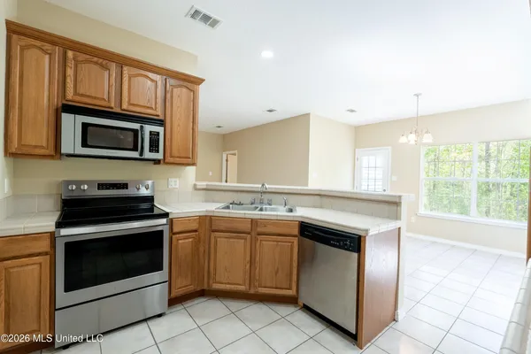 $220,000 | 27 Maroon Drive, Picayune, MS 39466