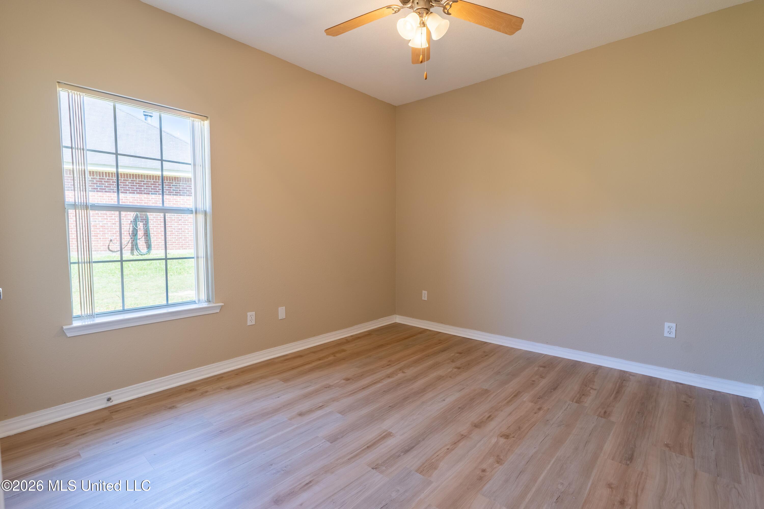 27 Maroon Drive Picayune, MS 39466 - Photo 21 of 40 bedroom 2-1