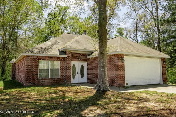 $220,000 | 27 Maroon Drive, Picayune, MS 39466
