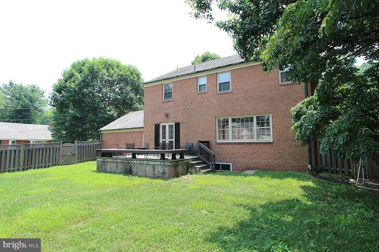 5501 Parkston Road Bethesda, MD 20816 - Photo 18 of 30 Exterior (Rear)