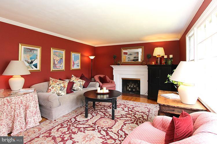 5501 Parkston Road Bethesda, MD 20816 - Photo 20 of 30 Living Room 2