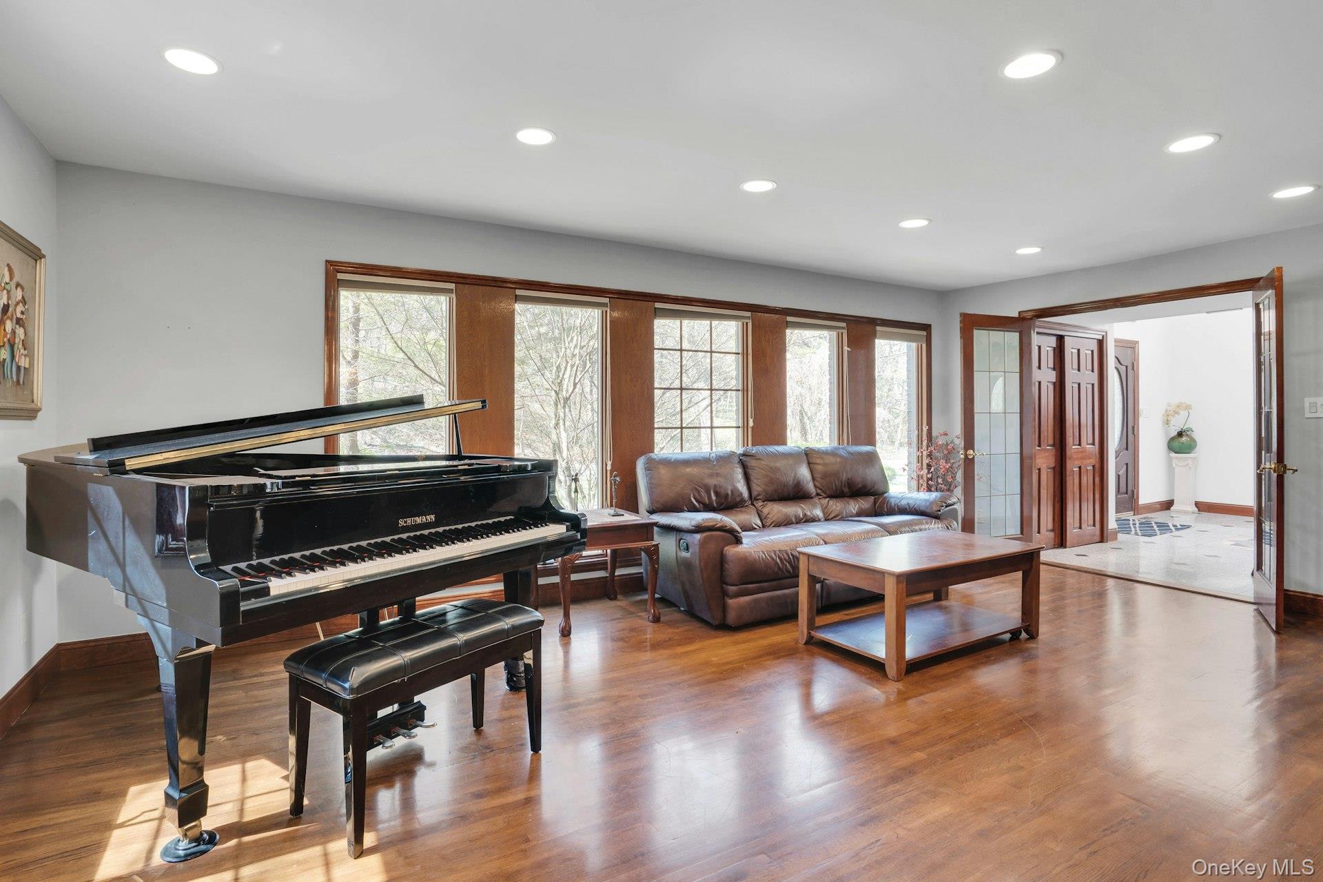 12 Bagatelle Road Dix Hills, NY 11746 - Photo 20 of 48