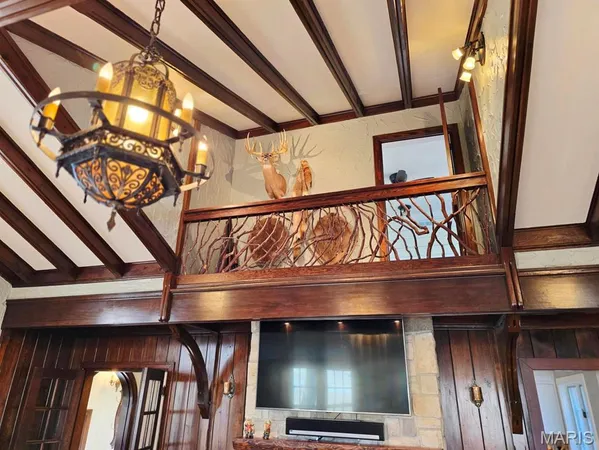 $795,000 | 335 Westwood Drive, Houston, MO 65483