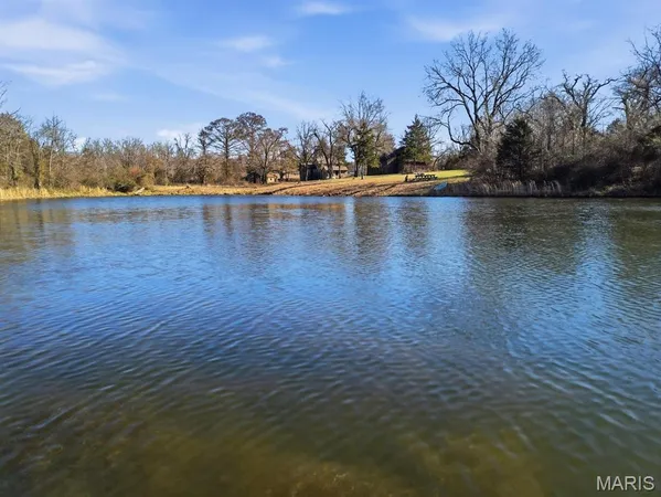 $795,000 | 335 Westwood Drive, Houston, MO 65483