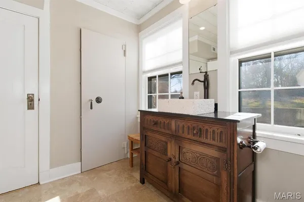 $795,000 | 335 Westwood Drive, Houston, MO 65483