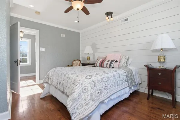 $795,000 | 335 Westwood Drive, Houston, MO 65483