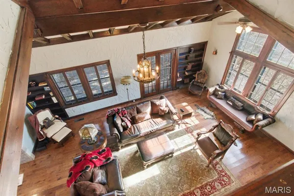 $795,000 | 335 Westwood Drive, Houston, MO 65483