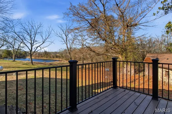 $795,000 | 335 Westwood Drive, Houston, MO 65483