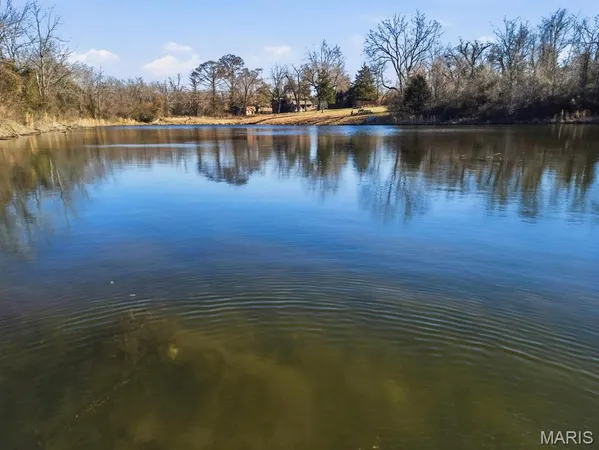 $795,000 | 335 Westwood Drive, Houston, MO 65483