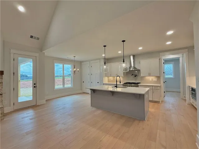 $779,900 | 301 Eminence Peak, Rydal, GA 30171