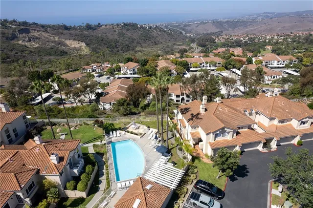 a view of a park with welcome board