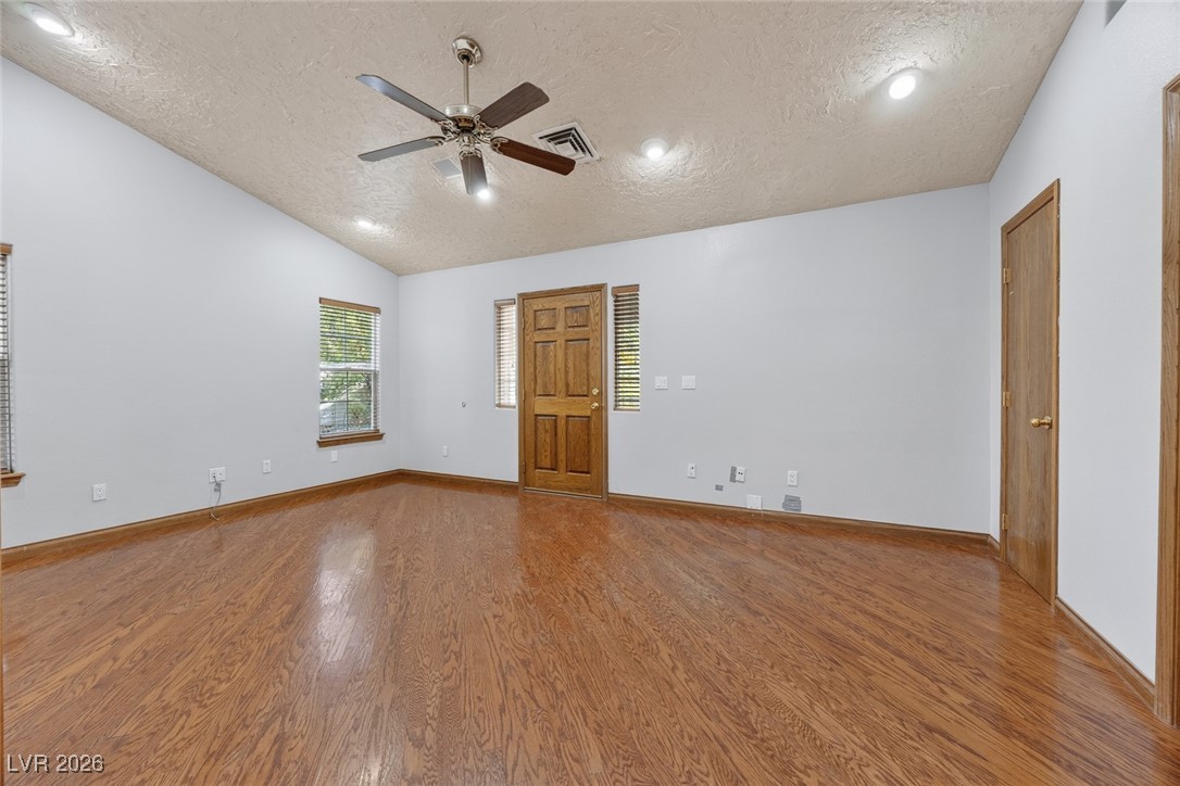 5935 North Campbell Road Las Vegas, NV 89149 - Photo 30 of 49 Casita Private Entrance and Bedroom